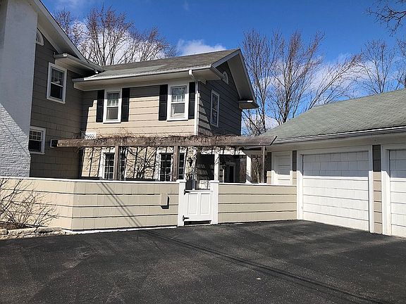 Exterior - side entrance