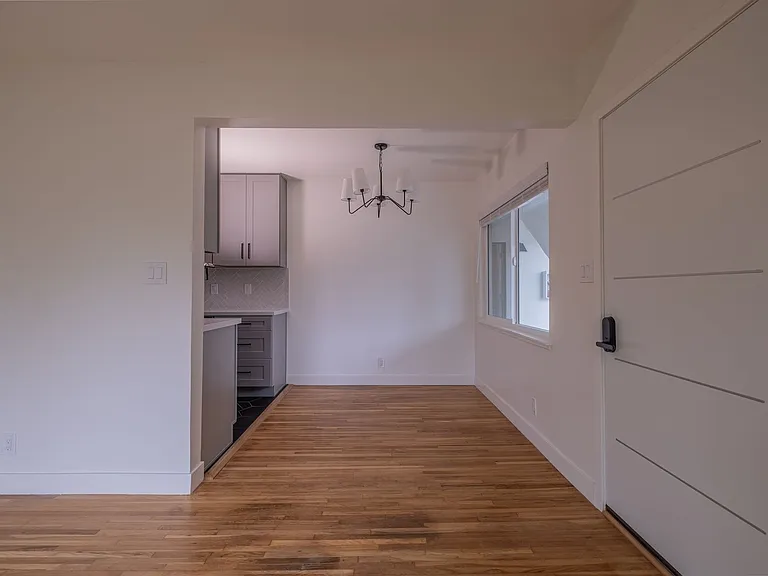 17901 Crenshaw Blvd Residences — Photo 20