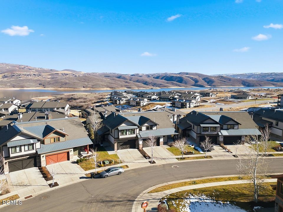1st image of 9980 N Vista Dr