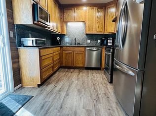 1220 W Wood St, Rogers, AR 72756