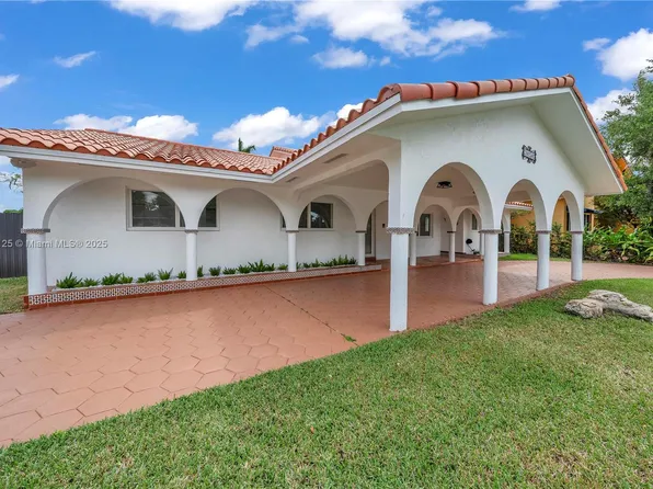 10250 SW 28th St, Miami, FL 33165
