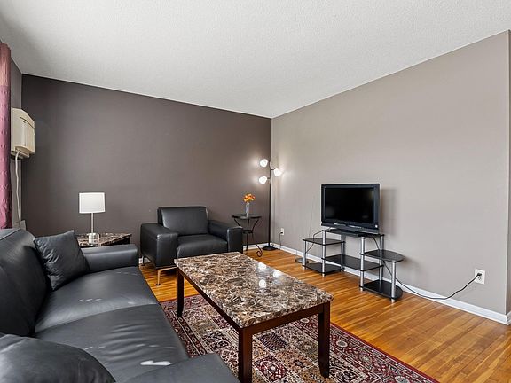 3rd image of 1476 21st Ave NW APT 3