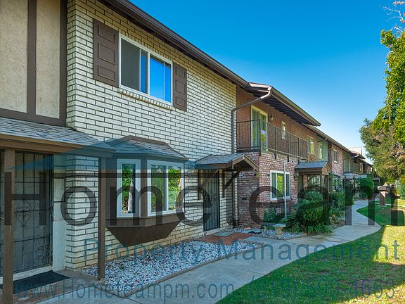 3rd image of 749 S Mollison Ave Unit 6