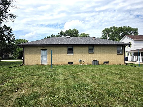 2nd image of 309 W Main St