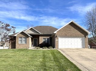 273 Matthew Dr, Seymour, IN 47274