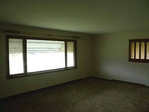 2nd image of 1346 W 11th St