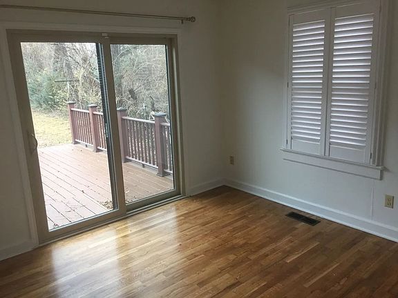 2nd image of 1107 W James St