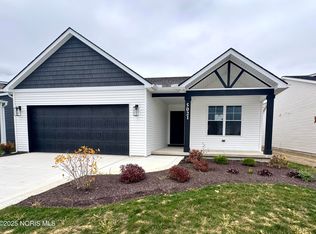 5021 Easton Dr, Oregon, OH 43616