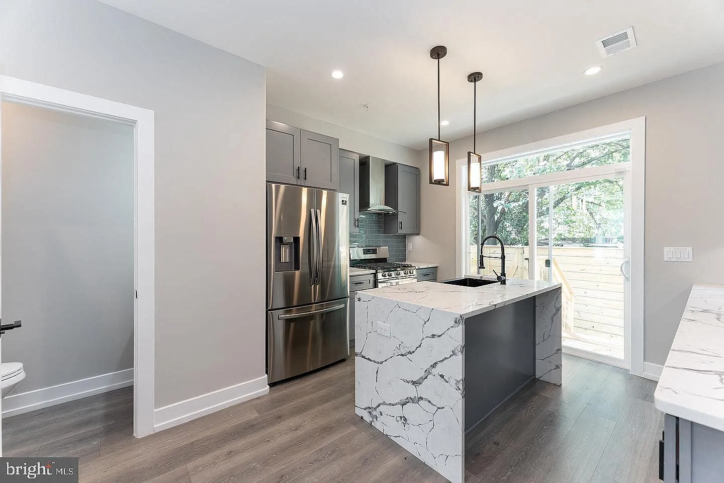 2127 N Randolph St — Photo 3