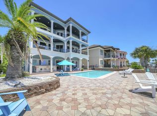 2566 Cayenne Ln, Shalimar, FL 32579
