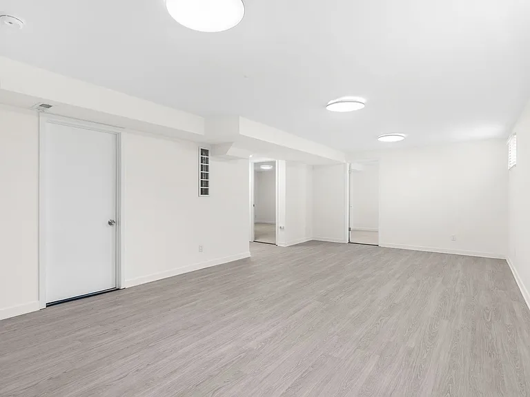 3295 Emerson Ave — Photo 15