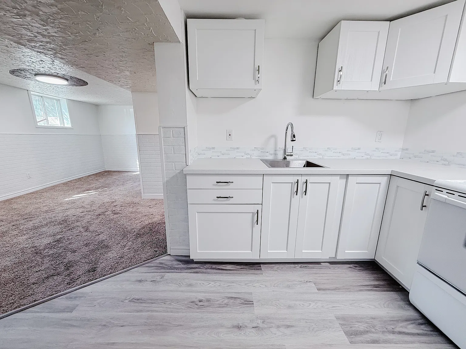424 32 Avenue NW, Calgary, AB - Lower C/ Leftside — Photo 4