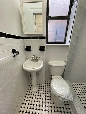 Rented by Bradford N. Swett Management, LLC | media 9