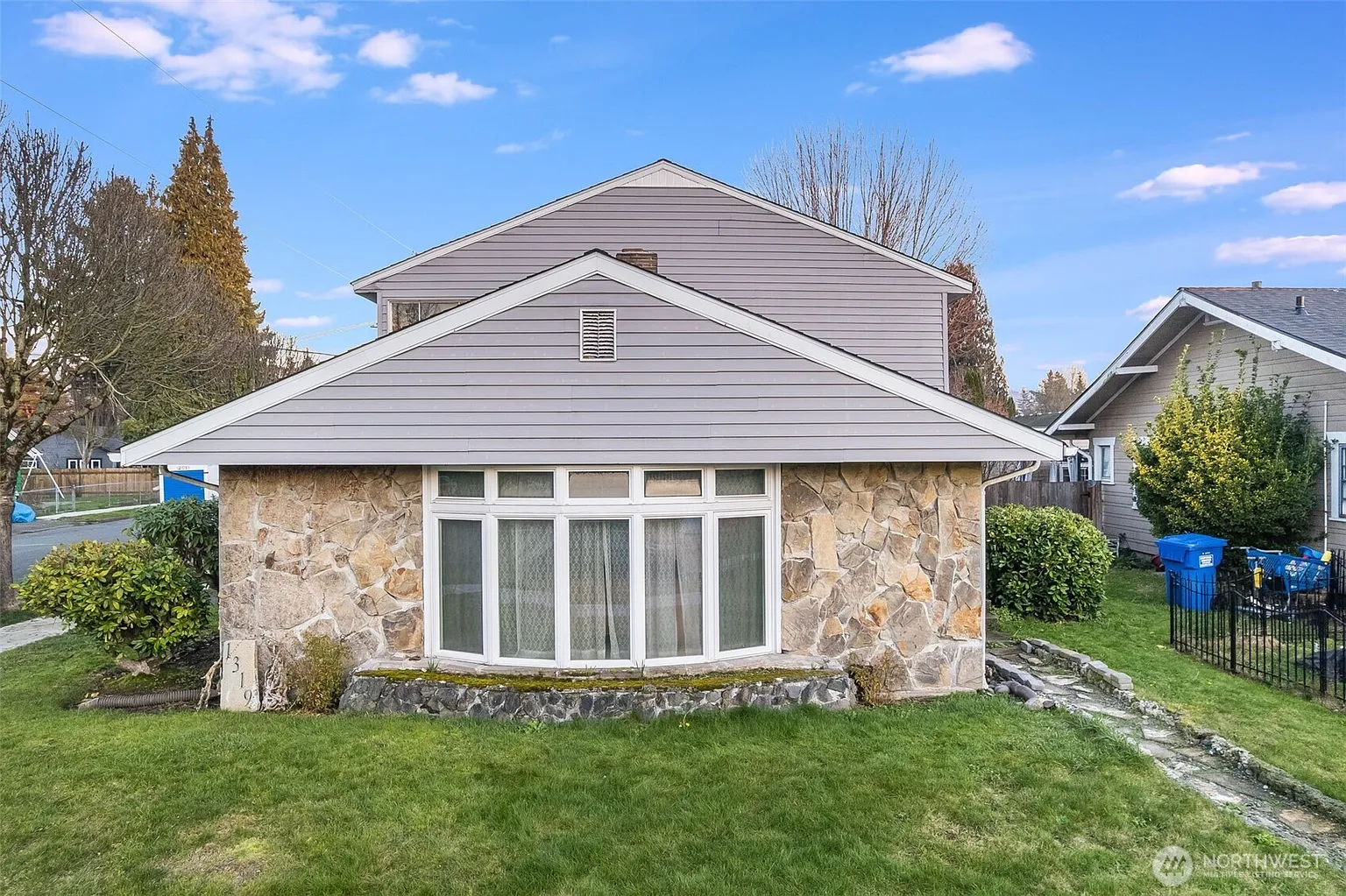 1319 Wood Avenue photo 1