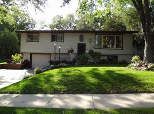1702 Dondee Rd, Madison, WI 53716