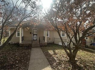 4023 E 70th St, Kansas City, MO 64132