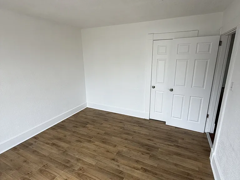 422 W High St #2 — Photo 14