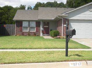 9717 SW 24th Ter, Oklahoma City, OK 73128
