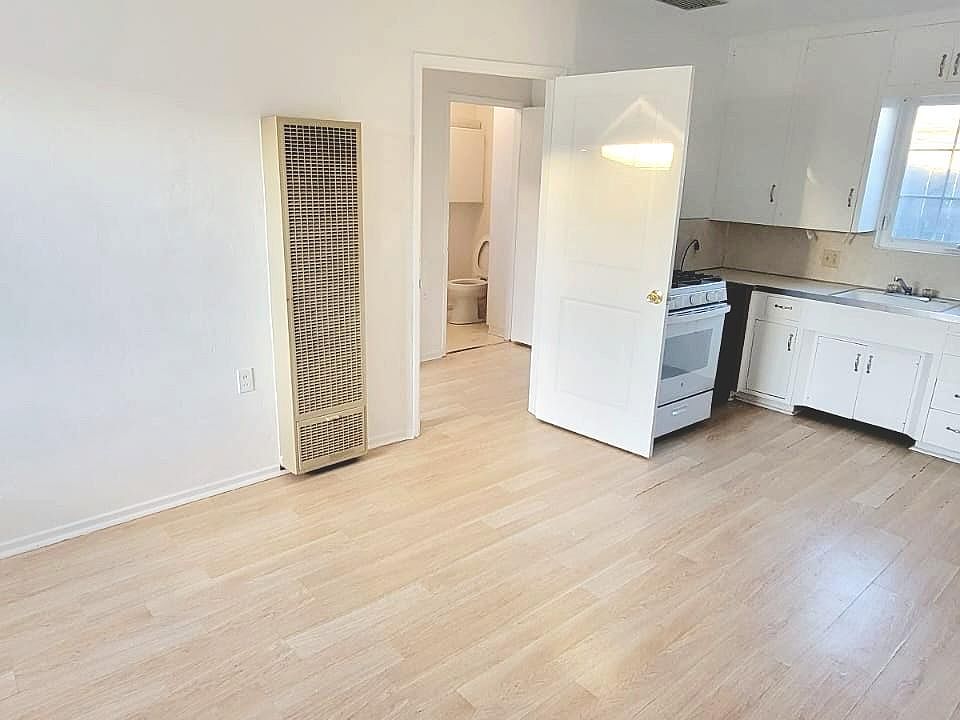 2nd image of 236 Alvarado St #B