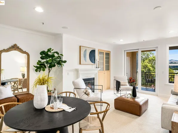 1800 Alma Ave APT 405, Walnut Creek, CA 94596