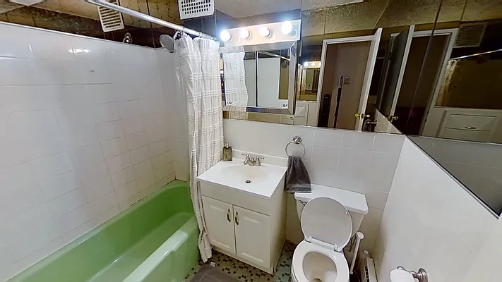 Rented by Oxford Property Group | media 11