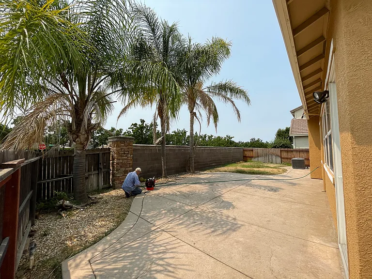 7300 Elvora Way — Photo 16