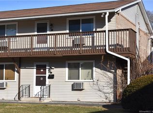 34 Bostwick Arms APT 34, New Milford, CT 06776