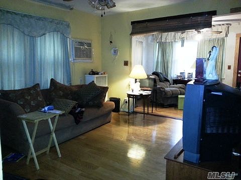 5th image of 12140 195th St