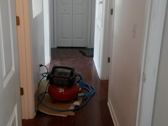 3rd image of 1520 Sterns Dr