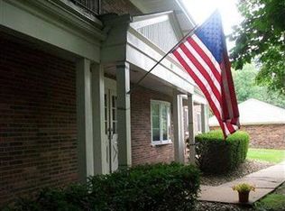 411 Solon Rd #A2, Chagrin falls village, OH 44022