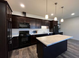 515 N 10th St #15153673, Lake City, MN 55041