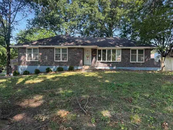 16200 E 31st St S, Independence, MO 64055