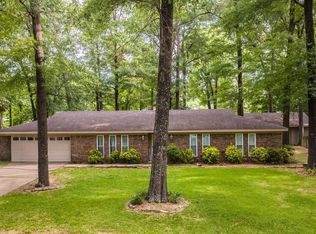 38 White Oak Dr, Conway, AR 72034