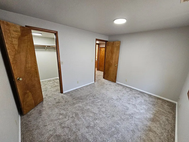 241 S Bruce Ln — Photo 12