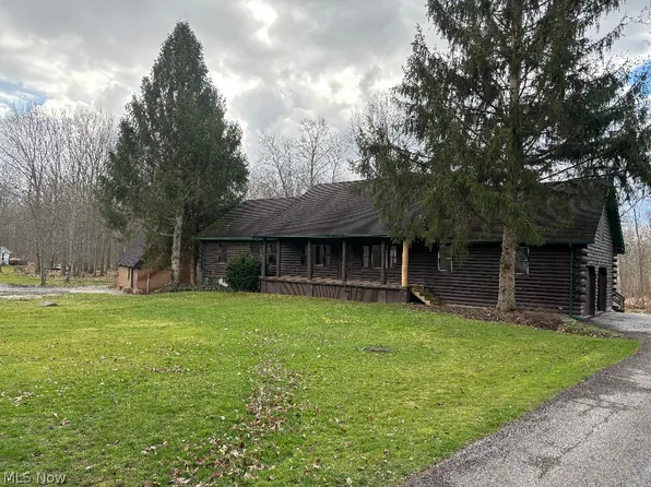 13601 Stoney Springs Dr, Chardon, OH 44024