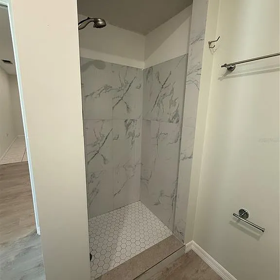2118 Michele Dr — Photo 14