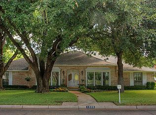 1809 Lakeside Dr, Arlington, TX 76013