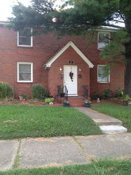 1st image of 22 Parkview Ave #2