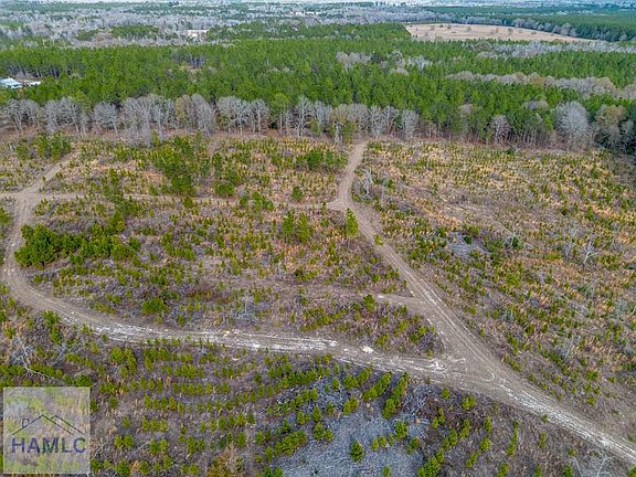 2nd image of 3 Bell Line Rd