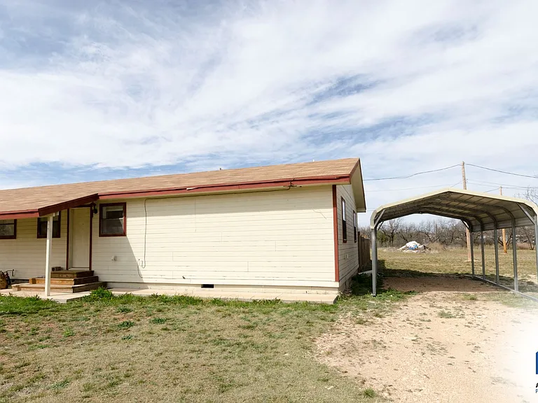 9900 Cottontail Ln — Photo 2