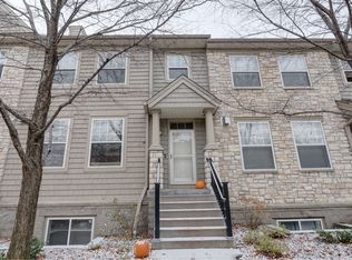 11272 Preswick Blvd, Eden Prairie, MN 55344