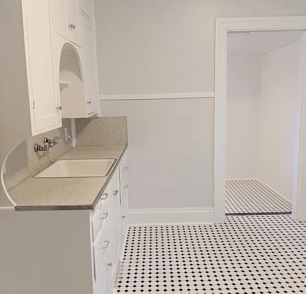 418 E 1st Ave #1 — Photo 6