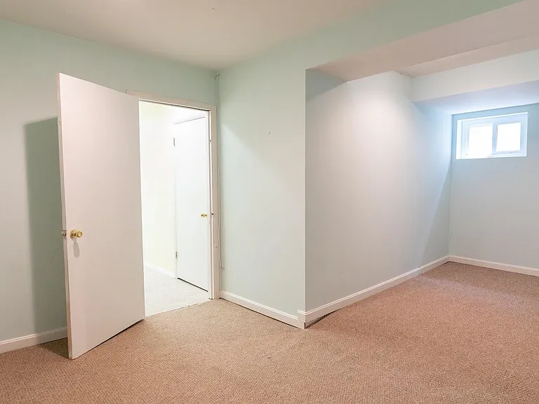 E Parkhill Dr — Photo 23