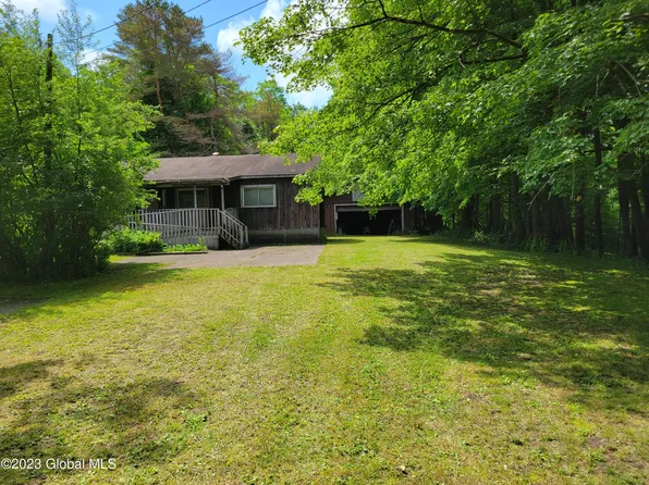 356 N Greenfield Road, Porter Corners, NY 12859