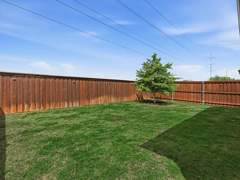 3141 Brazoria Dr — Photo 32