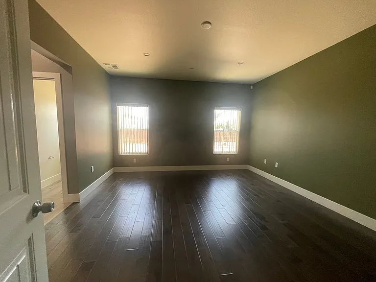 17515 Live Oak St #1 — Photo 22