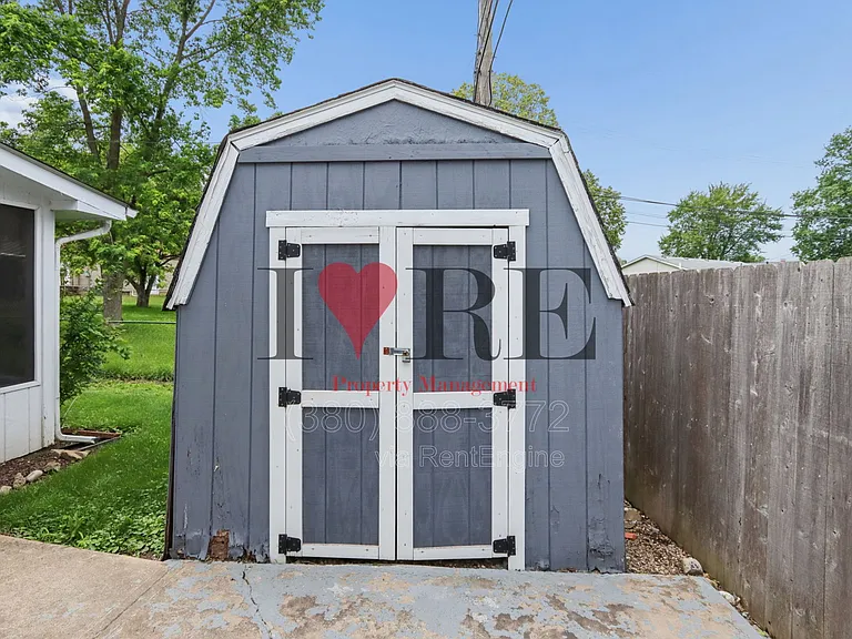 3565 Brunswick Dr — Photo 4
