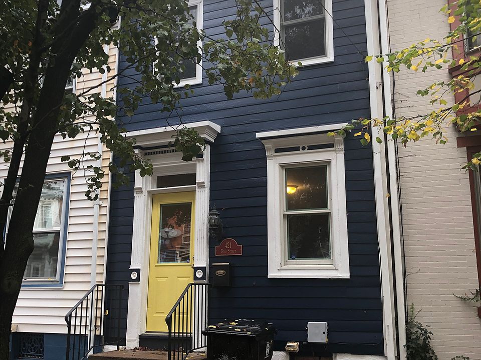 1st image of 421 Boas St
