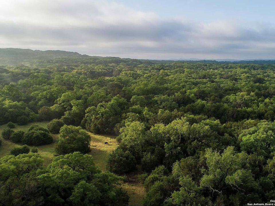2nd image of 955 Maximino Ridge