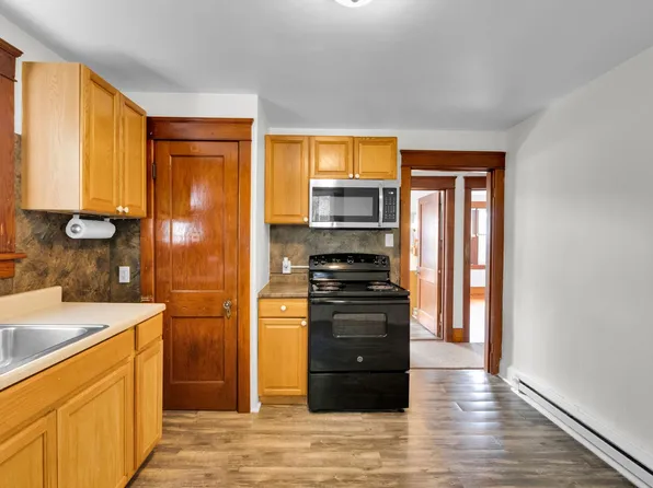 2506 Willow Park Rd, Bethlehem, PA 18020